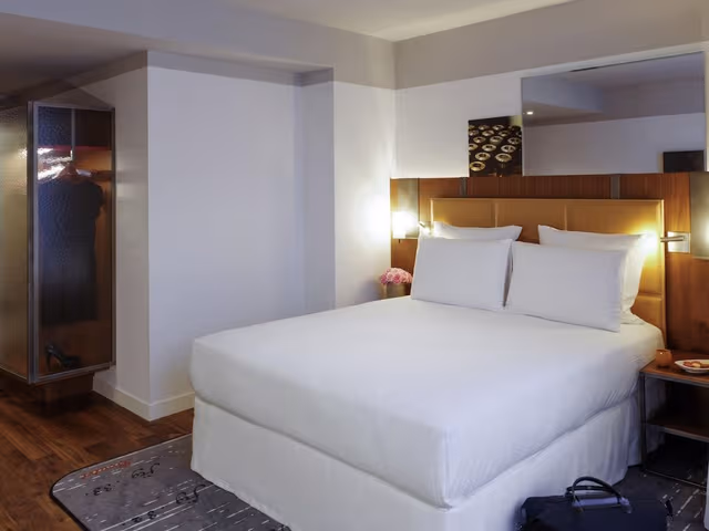 Superior Room, 1 Queen Bed