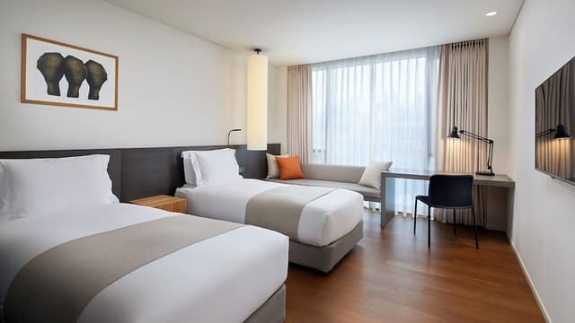Standard Twin Room