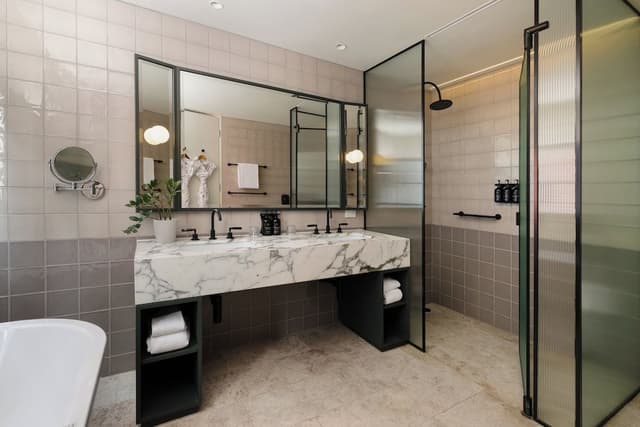 Suite (Mackey)