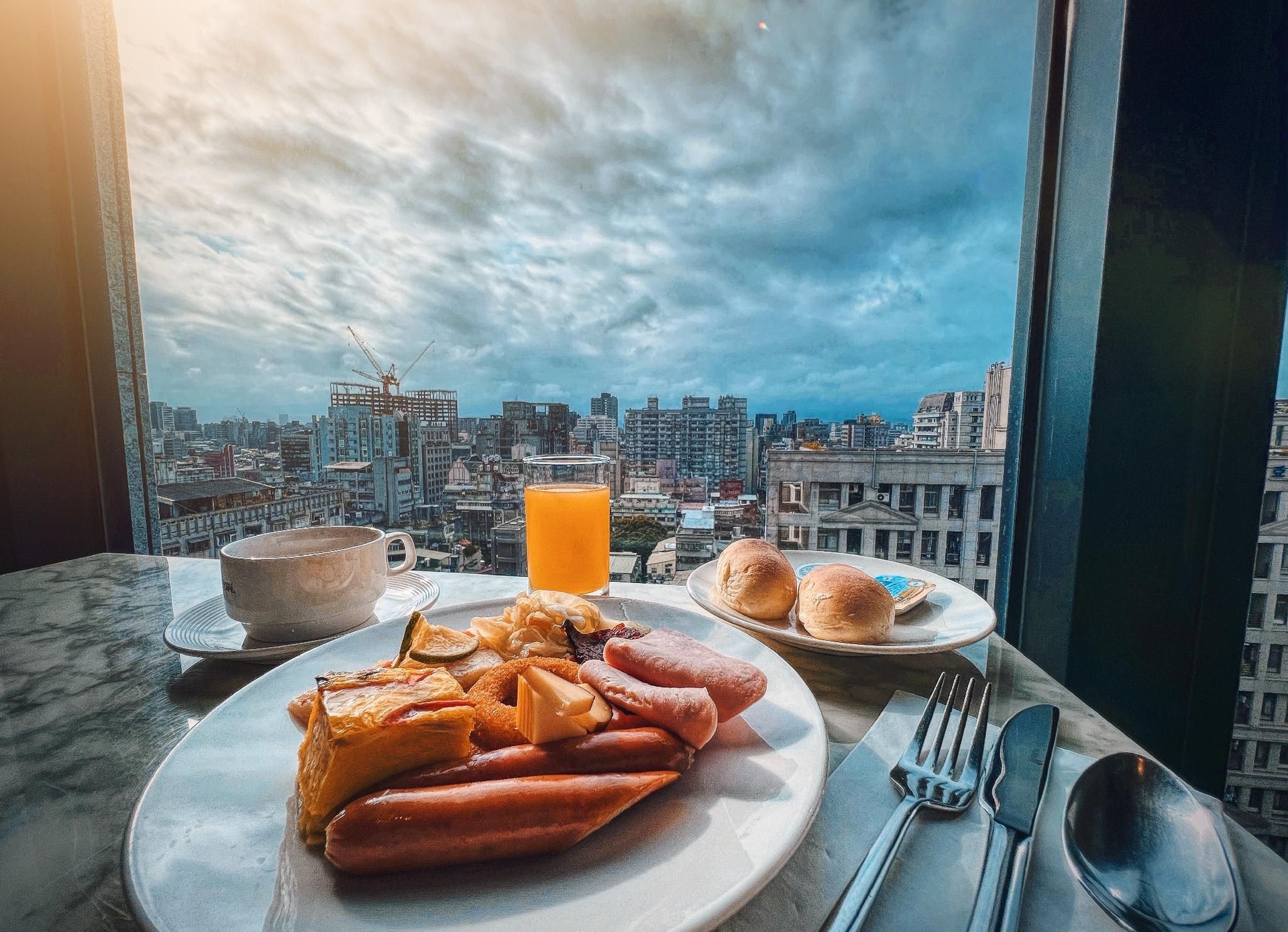 อะลอฟท์ ไทเป จงซาน (Aloft Taipei Zhongshan)2
