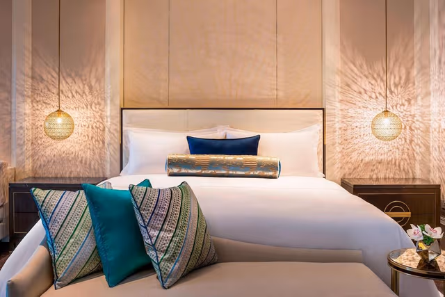 Suite, 1 King Bed