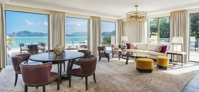 Suite, 1 King Bed (View)
