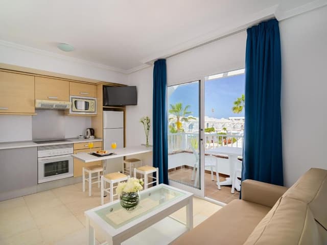 Apartament Pool View (2 adults + 1 children)