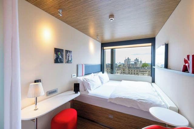 Premium Room, 1 King Bed (View)