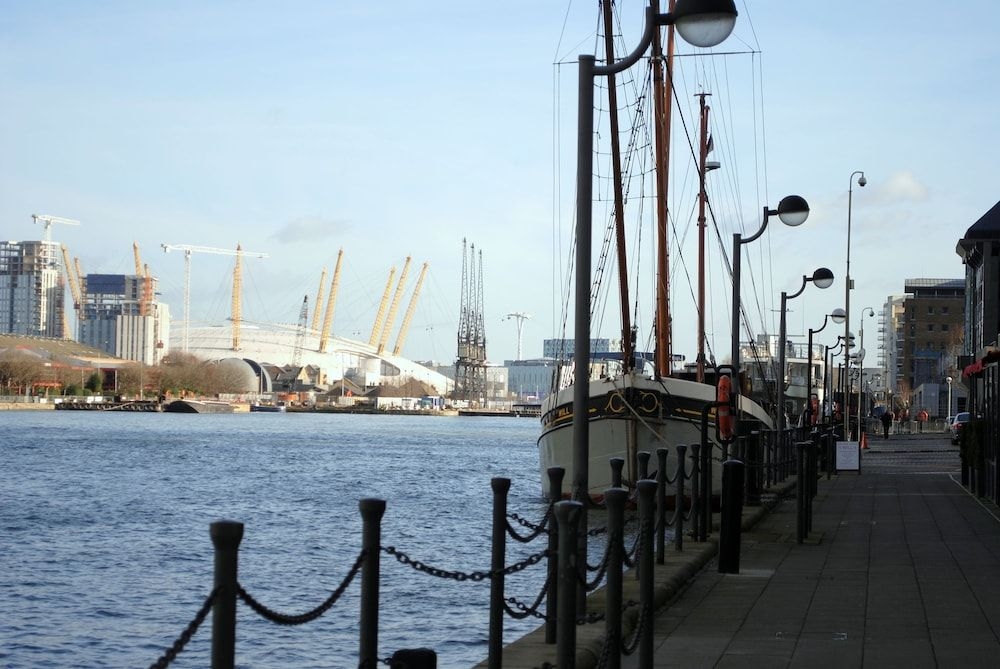 Apartment Wharf - Discovery Dock East0