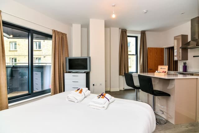 Business Studio, 1 Double Bed