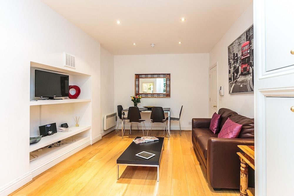 Flying Butler - Earl's Court Longridge Road Apartments3