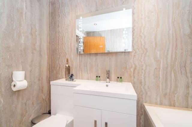 Apartment, 1 Bedroom (Flat 6)