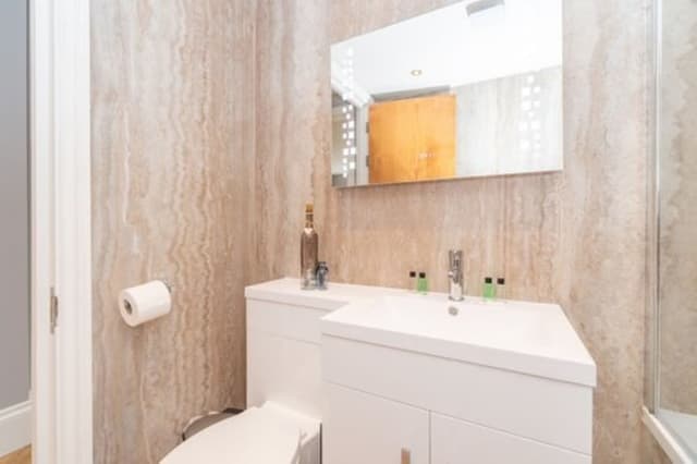 Apartment, 1 Bedroom (Flat 5)