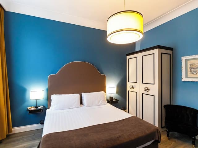 Deluxe Double Room, City View