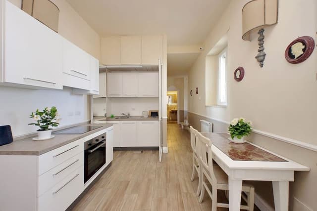 Apartment, 3 Bedrooms, Terrace (Via San Giovanni In Laterano 250)