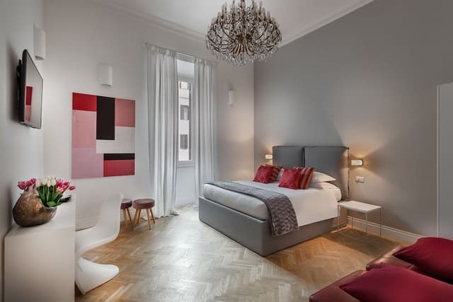 Deluxe Suite, City View