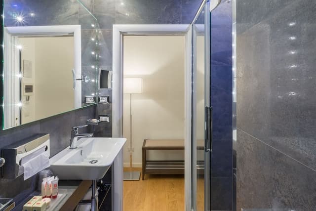 Superior Triple Room, City View