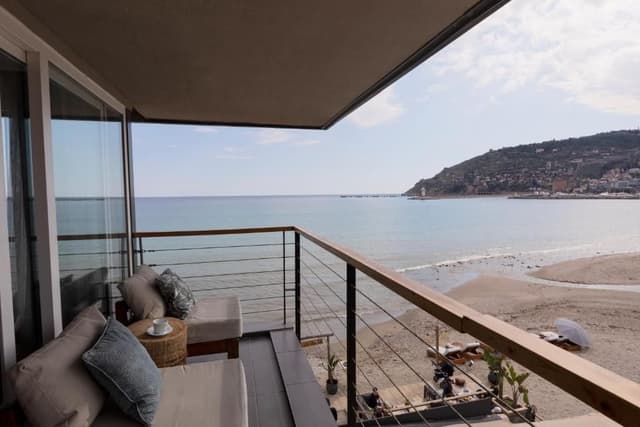 King Suite with Sea View