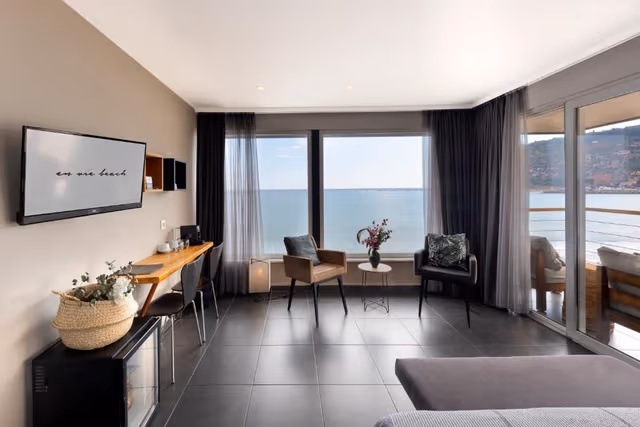 King Suite with Sea View