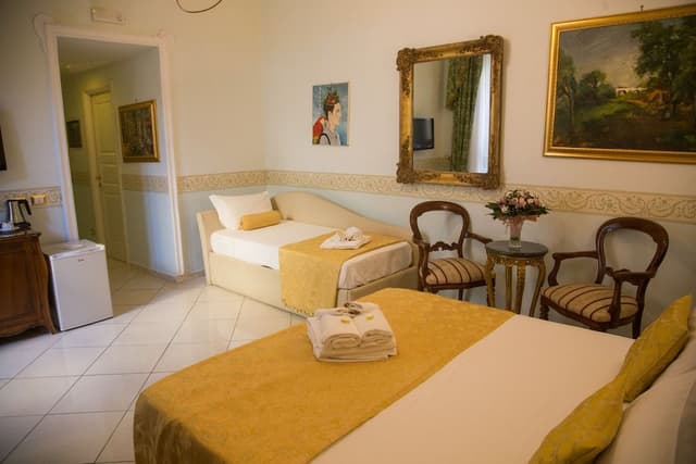 Standard Triple Room, Courtyard View