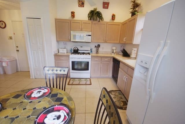 Family Villa, Multiple Bedrooms, Private Pool, Garden Area
