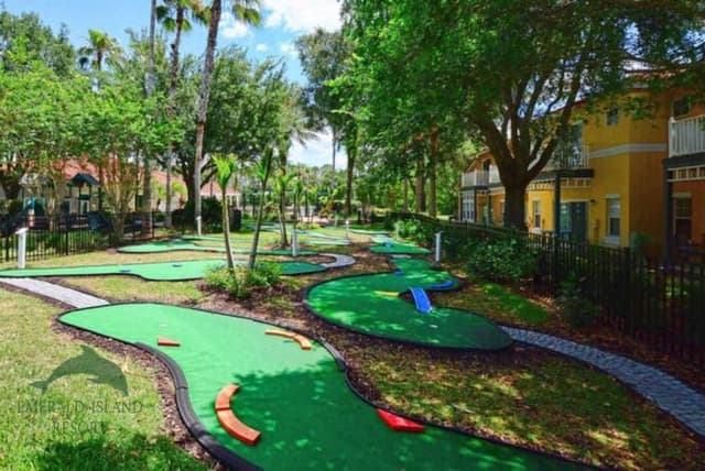 House (Emerald Island Resort, private pool,)