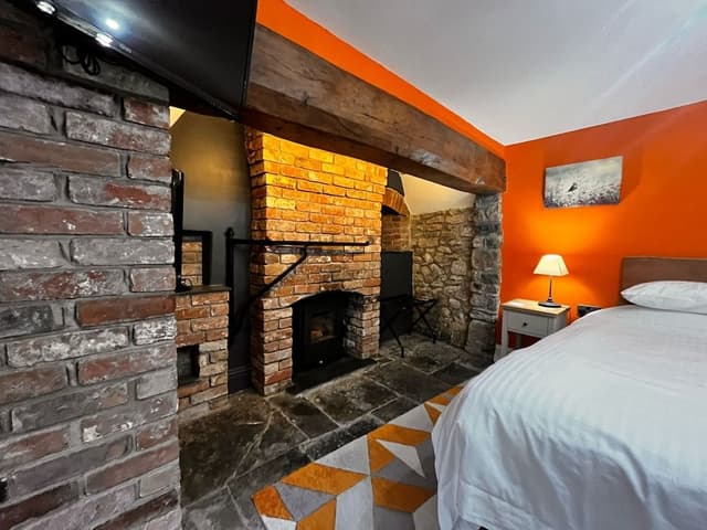 Double Room, Ensuite (Copper Room)