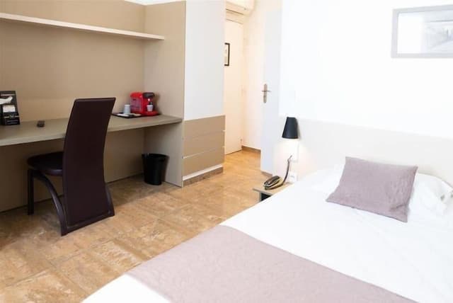 Classic Single Room