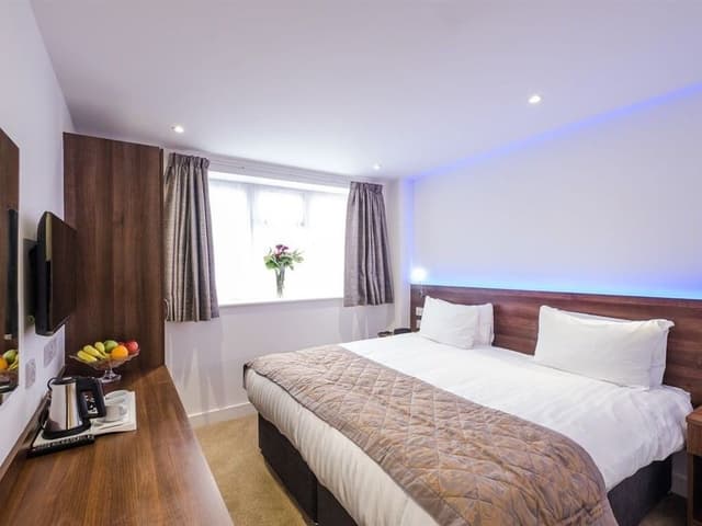 Double or Twin Room, Accessible, Ensuite