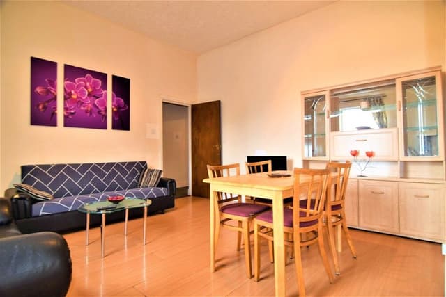 Quadruple Room, Shared Bathroom (U3)
