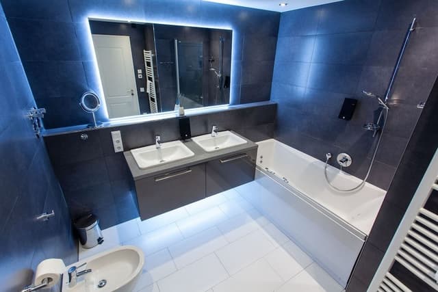 2 Room Apartment