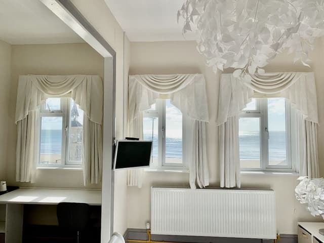 Double Room (Room 8)