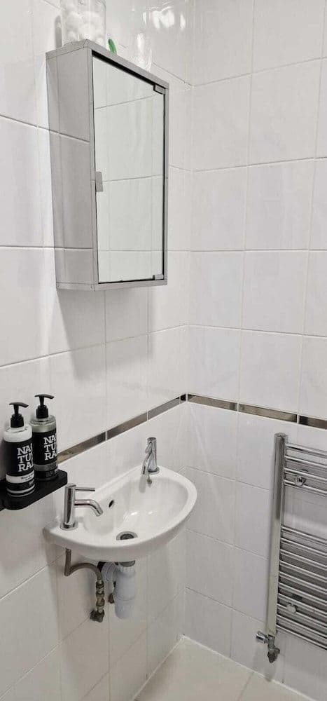Double Room (Room 8)