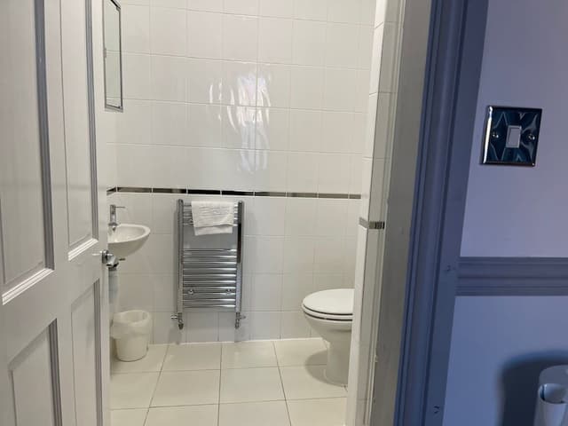 Double Room (Room 8)