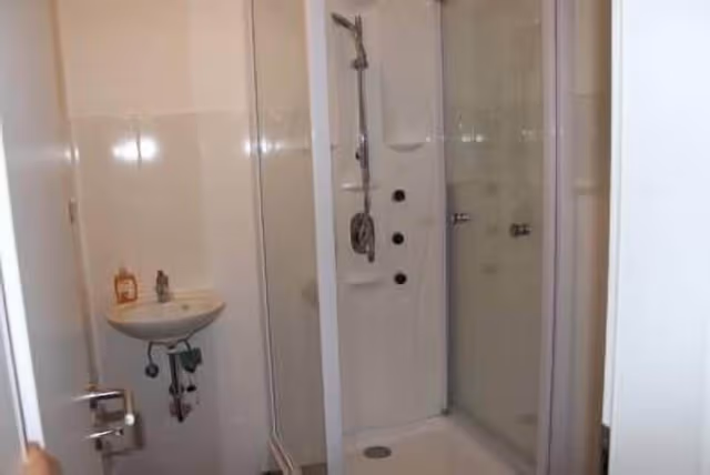 Deluxe Double or Twin Room, Private Bathroom