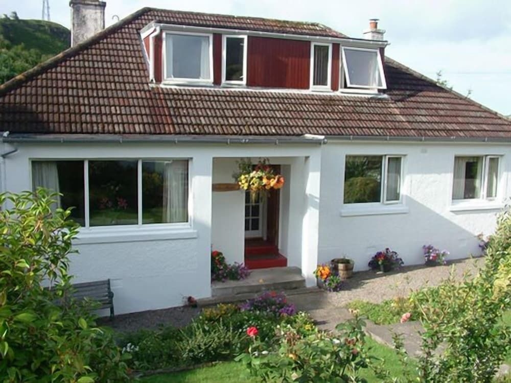 Don Muir Guest House0