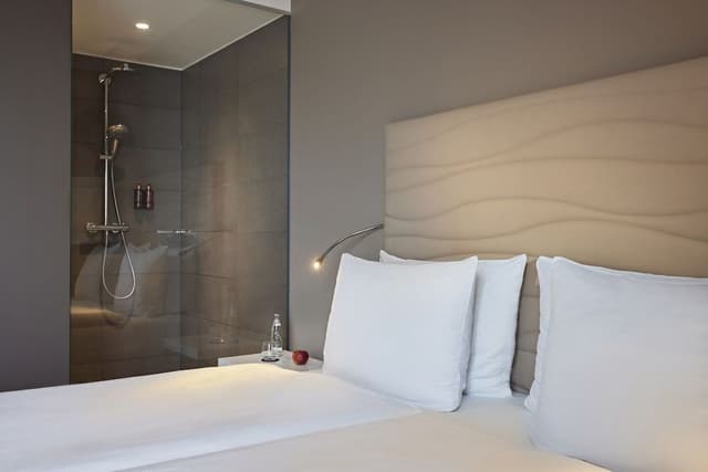 Gallery Double Room, 1 King Bed