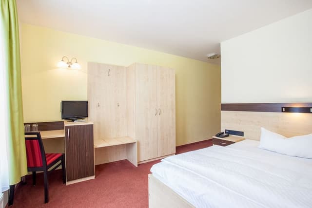 Double Room, Accessible