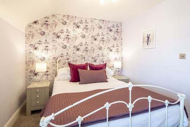 Superior Double Room, Ensuite (Horatia )