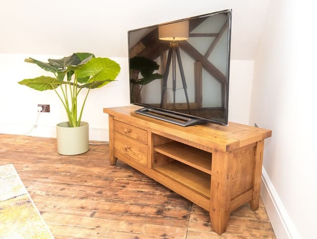 Exclusive Studio, Ensuite, Garden View (The Rafters)