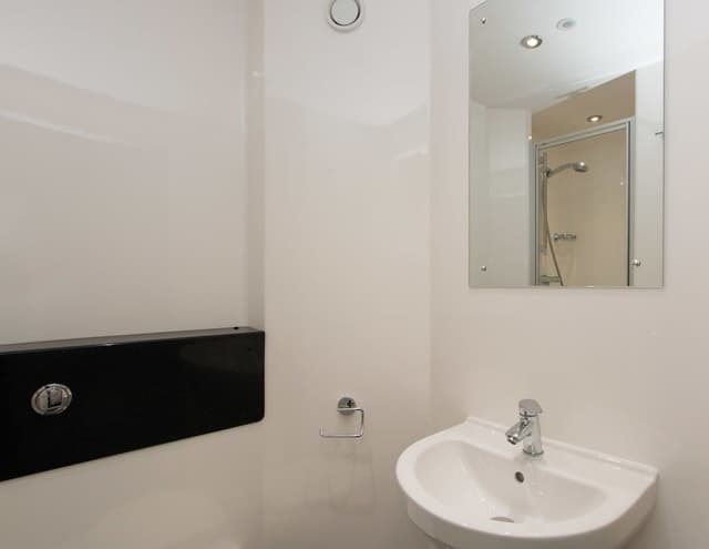 Studio, Kitchenette (3/4 Double Bed - 120cm wide)