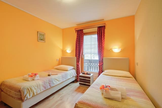 Family Apartment, Multiple Bedrooms, 2 Bathrooms (Stella Alpina)
