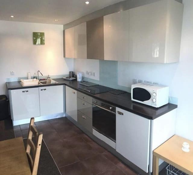 Apartment, 2 Bedrooms (Vibrant City Centre)