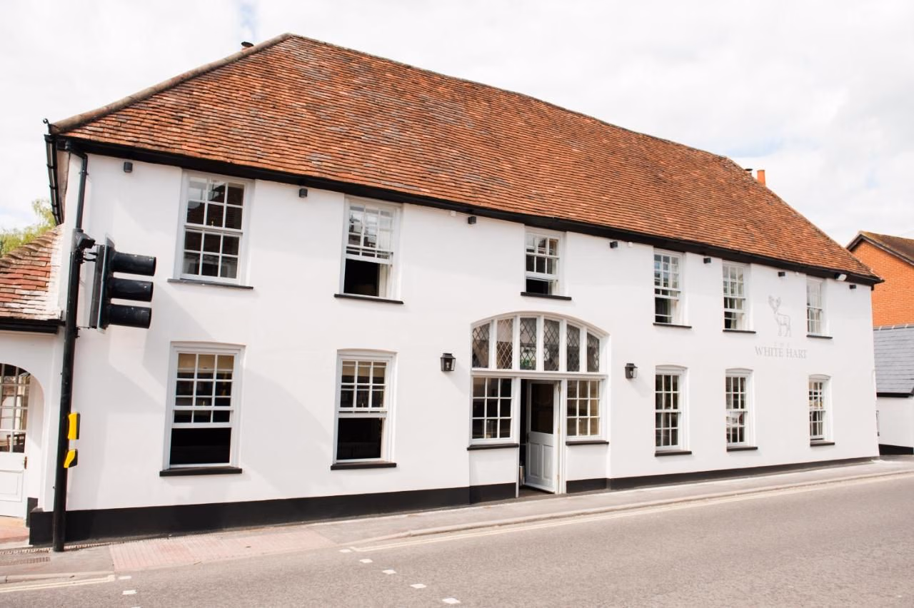 The White Hart0