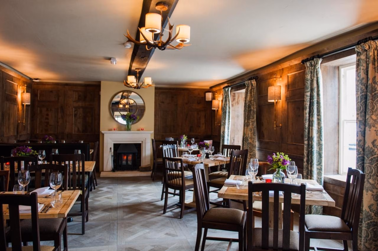 The White Hart2