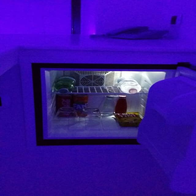 Deluxe Suite, Jetted Tub