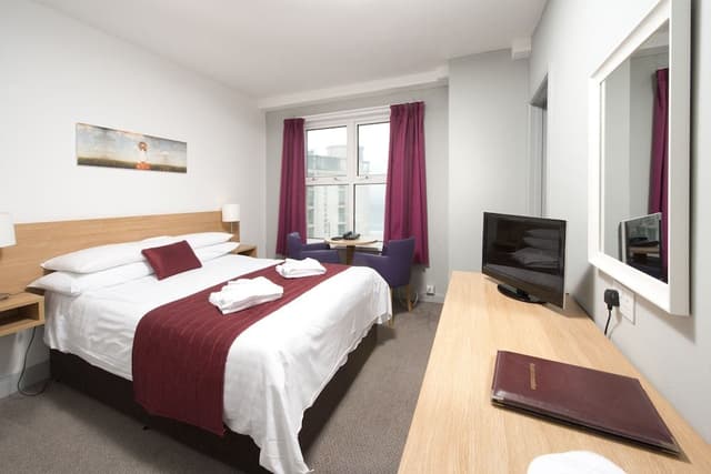 Double Room (with Sea View)