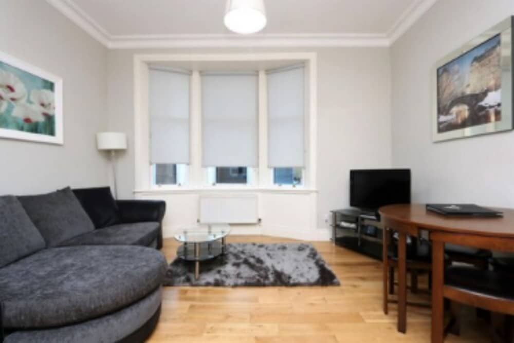 Dreamhouse Apartments Glasgow St Vincent Street3