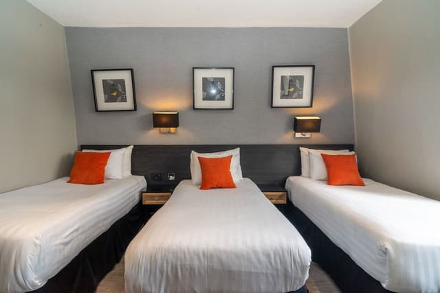 Triple Room, Ensuite