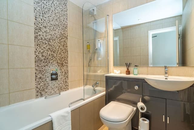 Standard Double or Twin Room, Ensuite