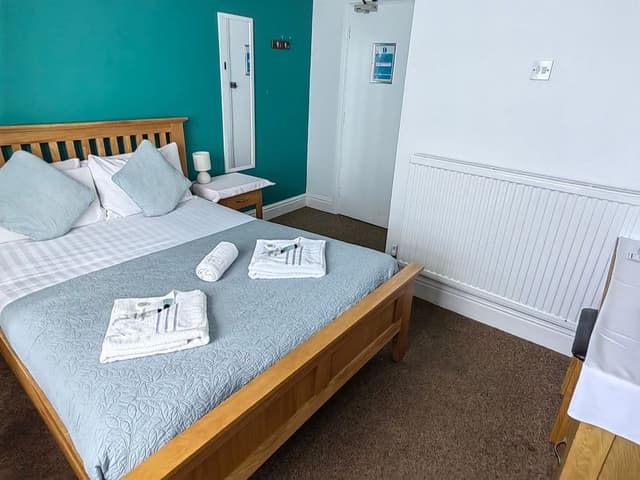 Double Room, Ensuite, Sea View