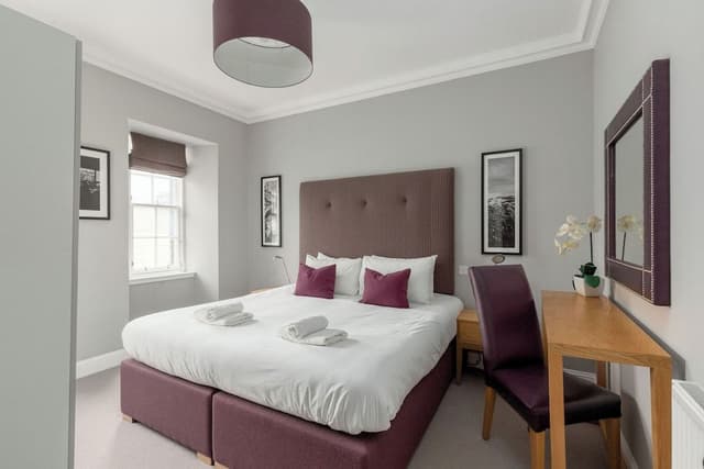 Superior Apartment, 3 Bedrooms (Castle View)