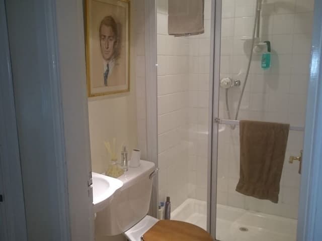 Single Room, Shared Bathroom