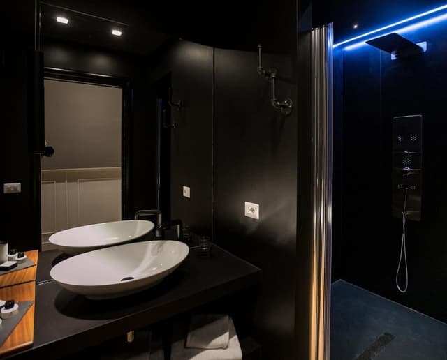 Luxury Room